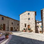 Borgo Petroro