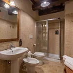 Borgo Petroro 3*