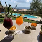 Borgo Petroro 3* Todi