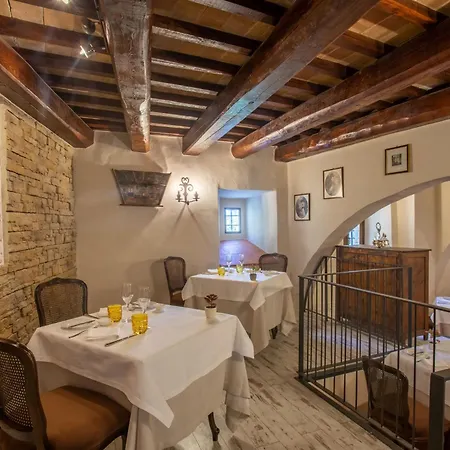 Borgo Petroro 3* Todi