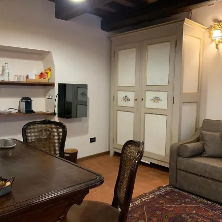 Borgo Petroro فندق 3*