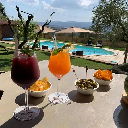 Borgo Petroro 3* Τόντι