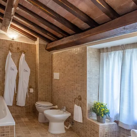 Hotel Borgo Petroro