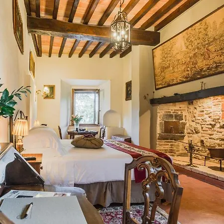 Borgo Petroro 3*