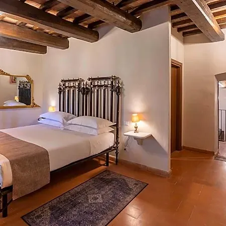 Borgo Petroro 3*