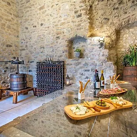 Borgo Petroro Todi
