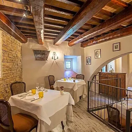 Otel Borgo Petroro Todi