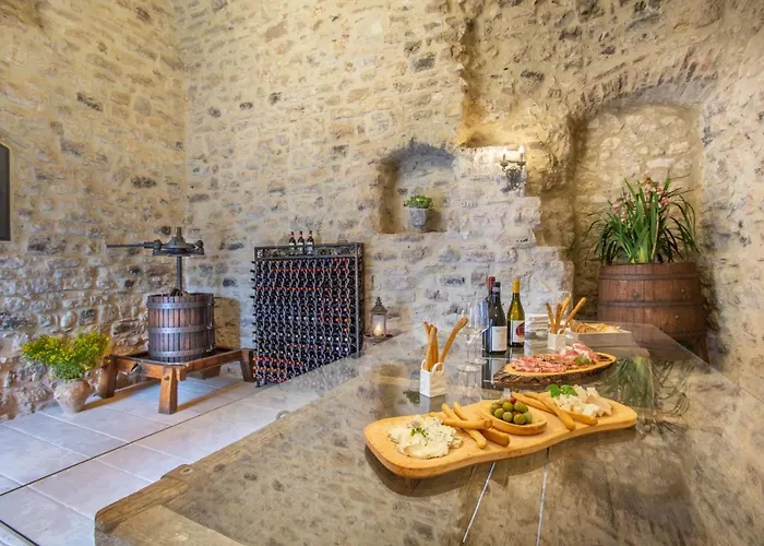 فندق Borgo Petroro 3*