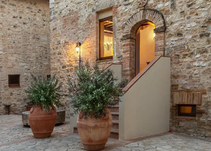 Borgo Petroro Hotel 3*