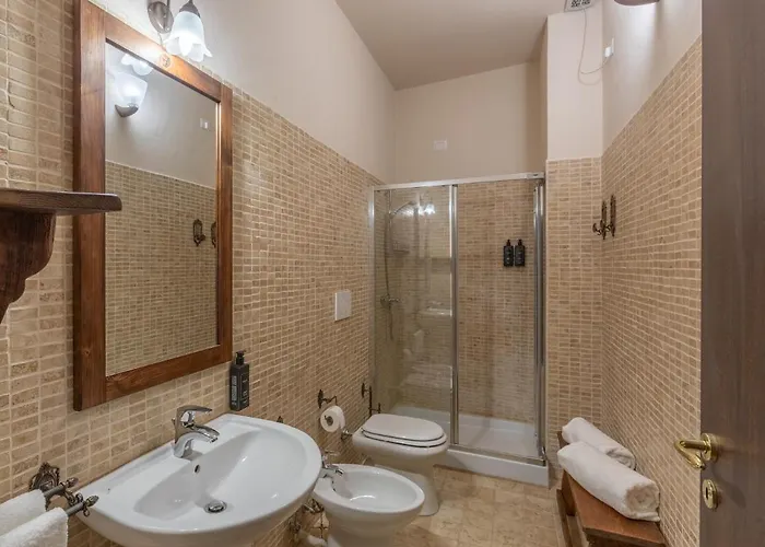 فندق Borgo Petroro