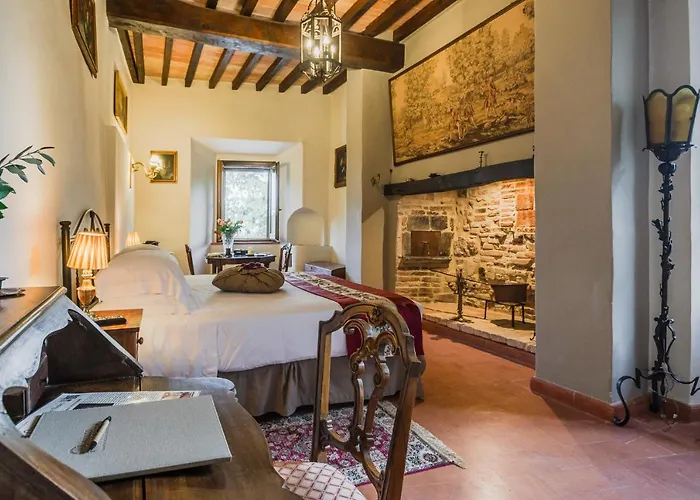 فندق Borgo Petroro 3*